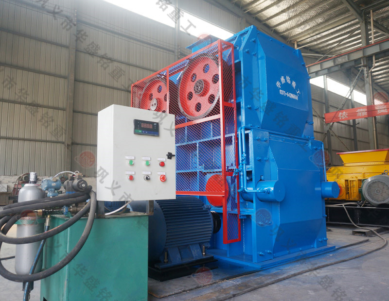 四輥破碎機(jī)接連發(fā)貨，華盛銘忙忙碌碌