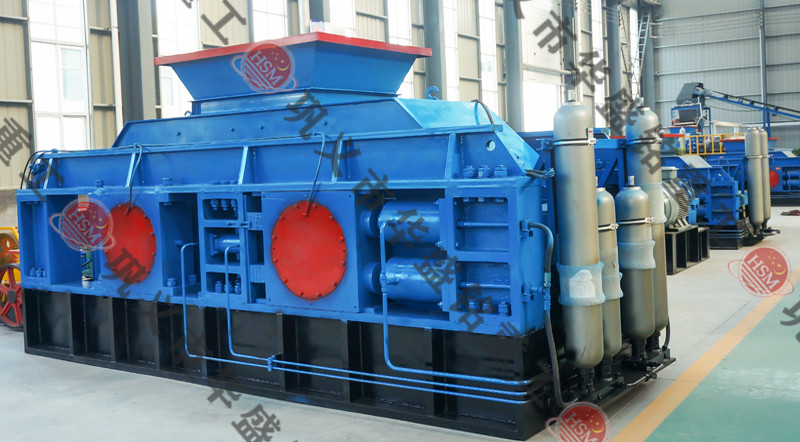 大型對(duì)輥制砂機(jī)