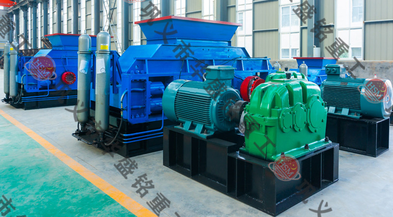 大型對(duì)輥制砂機(jī)